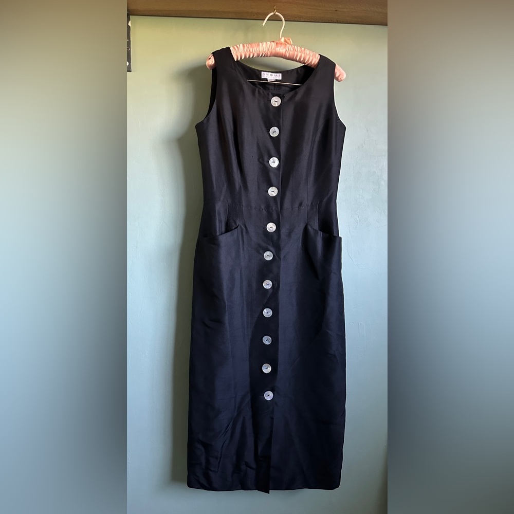 Shomi Black silk sleeveless dress with pockets